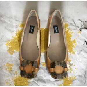 FRENCH SOLE New York Tan Patent Leather Flats Size 6